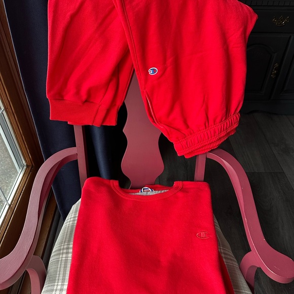 Champion Bold Red sweatpants/swestshirt Set - Picture 3 of 7